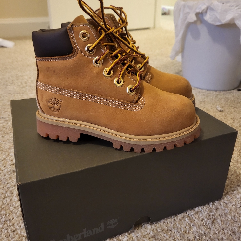 Timberland - Picture 2 of 3